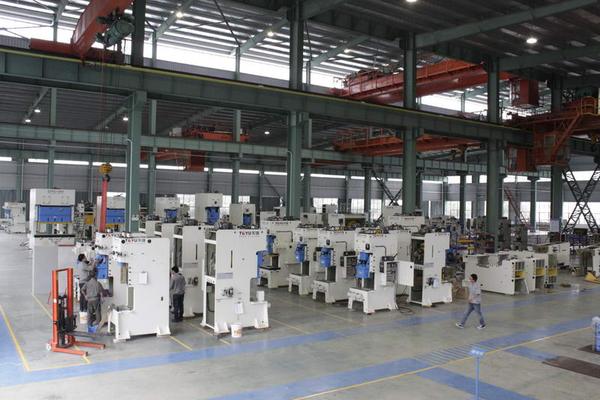 销售新冲床及周边设备 (1)